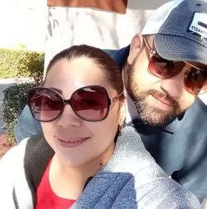 Meet your Posher, Moises a.